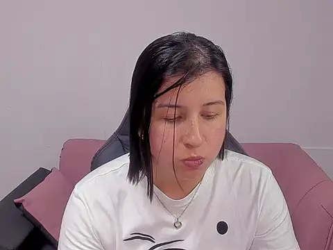 Adaline 69 online show from 06-04-26, 05:02