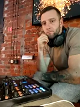 serjdj90 online show from 12-13-25, 08:47