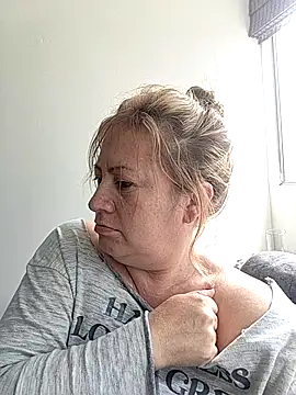 MonyCassius online show from 04-19-26, 02:38