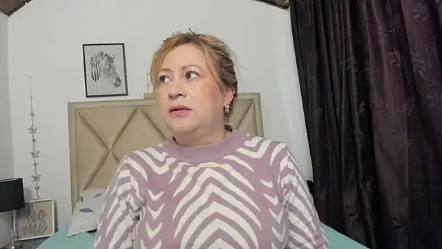 MonyCassius online show from 04-25-26, 12:08