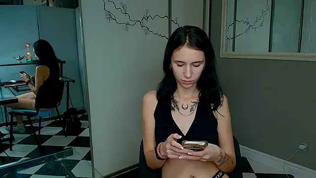 KarolinaBlacks online show from 12-01-24, 04:29