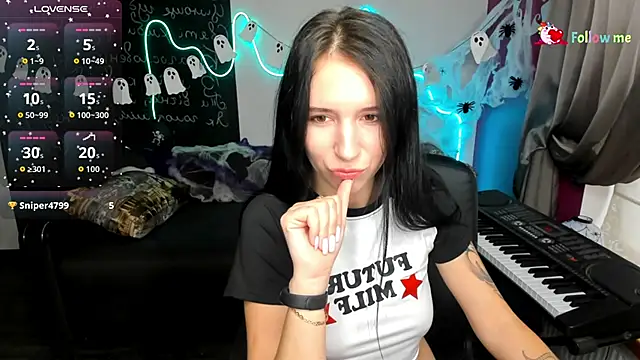 Snapshot of KarolinaBlacks chatting on 11-01-25, 06:48 KarolinaBlacks online show from 11-01-25, 06:48