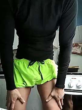 petibacsi96 online show from 12-02-24, 10:28