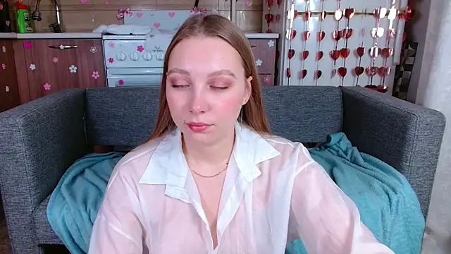 bellaa love  online show from 02-05-26, 12:04