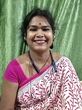 yoursweety09 online show from 12-20-25, 12:18