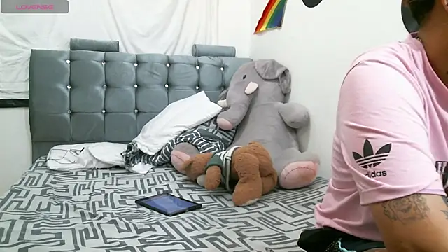 pamelaykamila online show from 09-21-25, 05:53