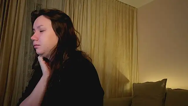 Alisia Mars online show from 11-14-25, 04:22