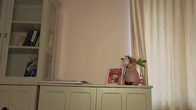 Alisia Mars online show from 04-26-26, 05:49