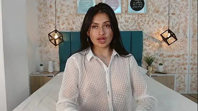 Snapshot of July_gh chatting on 02-07-25, 11:24 July gh online show from 02-07-25, 11:24