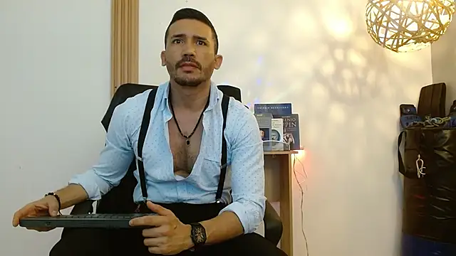 Reiko 85  online show from 11-11-25, 02:50