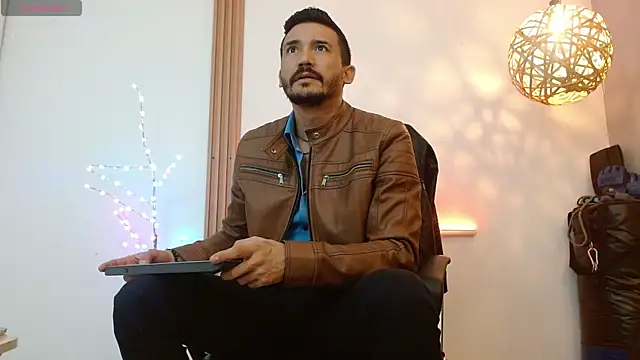 Reiko 85  online show from 01-15-26, 02:32