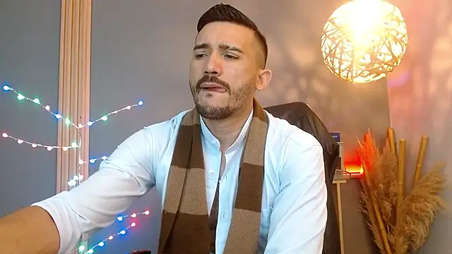 Reiko 85  online show from 03-11-26, 02:56