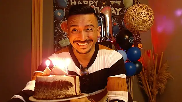 Reiko 85  online show from 04-18-26, 07:58