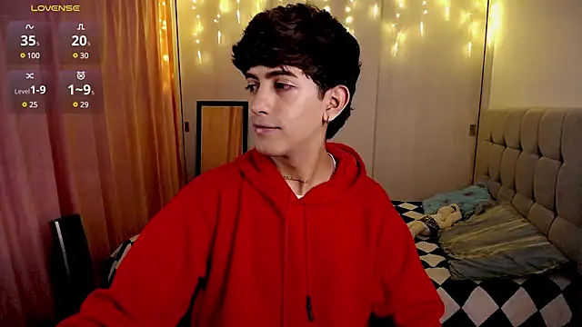 teobowny  online show from 12-17-24, 10:22