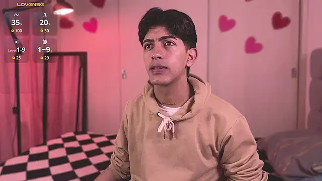 Snapshot of teobowny_ chatting on 02-27-25, 03:05 teobowny online show from 02-27-25, 03:05