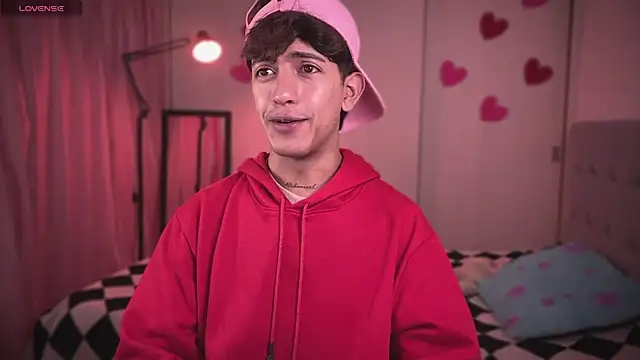 Snapshot of teobowny_ chatting on 03-04-25, 07:32 teobowny online show from 03-04-25, 07:32