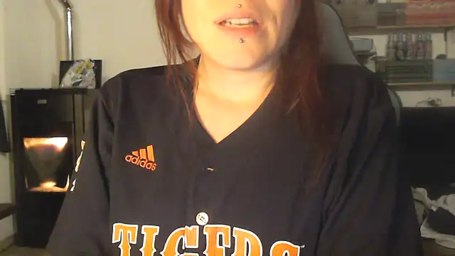 complicata mente online show from 01-04-25, 08:48