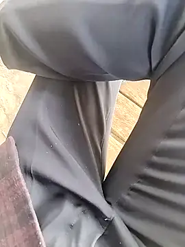 Snapshot of nidansohib1230 chatting on 12-19-24, 08:23 nidansohib1230 online show from 12-19-24, 08:23