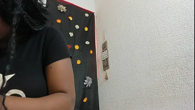 DeisyHarper online show from 04-15-26, 03:19