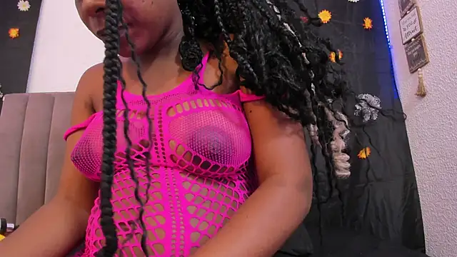 DeisyHarper online show from 04-28-26, 04:01