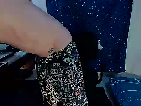 patrik tattoo  online show from 01-13-25, 05:12