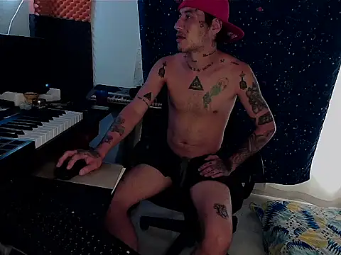 patrik tattoo  online show from 03-17-25, 01:29