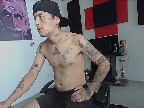 patrik tattoo  online show from 04-29-26, 04:33