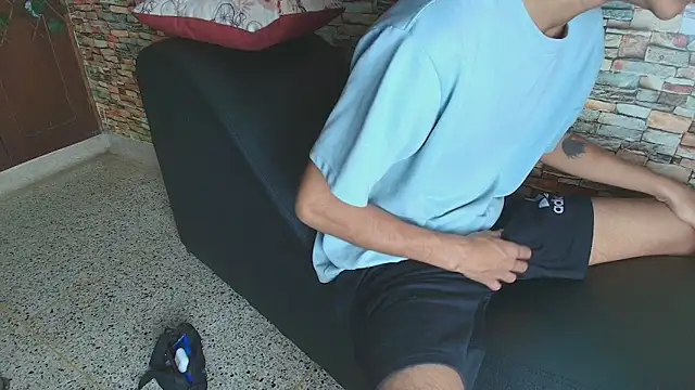 Snapshot of hares_mds chatting on 11-26-25, 02:18 hares mds online show from 11-26-25, 02:18