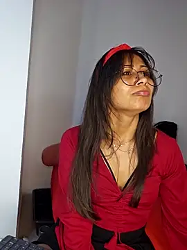 Jade Zephyra online show from 02-19-25, 12:25