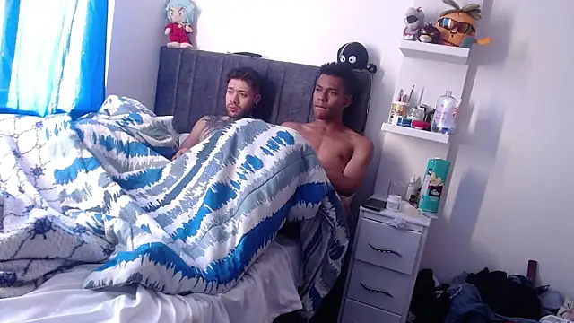 Snapshot of _tatho_perovich_ chatting on 01-30-25, 01:21 tatho perovich online show from 01-30-25, 01:21