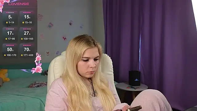 Kate Legend online show from 02-10-26, 05:00