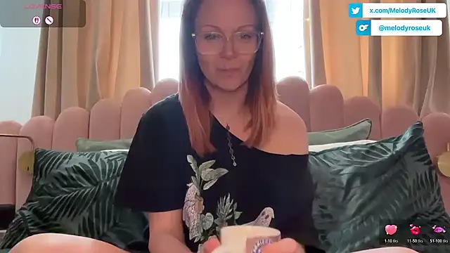 Snapshot of MelodyRoseUk chatting on 03-05-26, 02:46 MelodyRoseUk online show from 03-05-26, 02:46