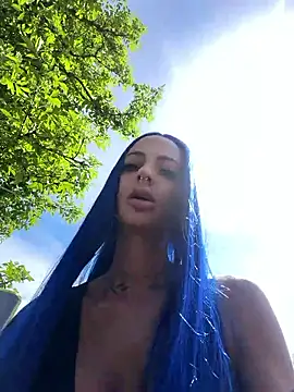 Snapshot of mrs_skinny_goddess chatting on 05-04-26, 09:05 mrs skinny goddess online show from 05-04-26, 09:05