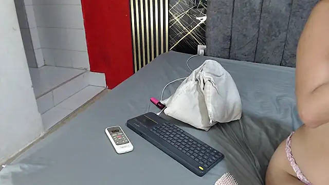 alana dirty sex online show from 02-20-26, 06:26