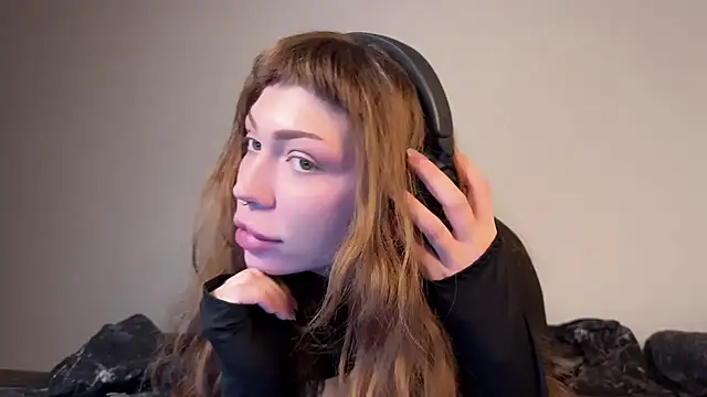 Snapshot of PaulaPratt chatting on 12-24-24, 07:39 PaulaPratt online show from 12-24-24, 07:39