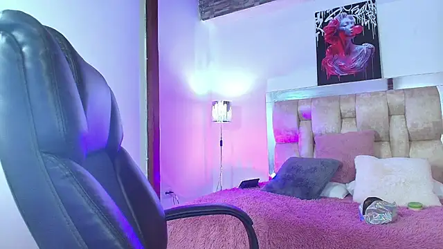 Snapshot of dakota_Robbins_ chatting on 03-16-25, 09:37 dakota Robbins online show from 03-16-25, 09:37