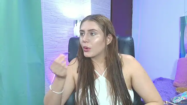 Snapshot of dakota_Robbins_ chatting on 09-27-25, 08:25 dakota Robbins online show from 09-27-25, 08:25