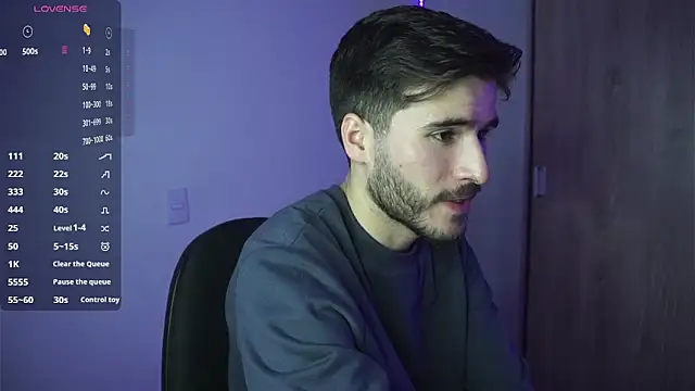 Tony Wylie online show from 12-23-24, 01:35