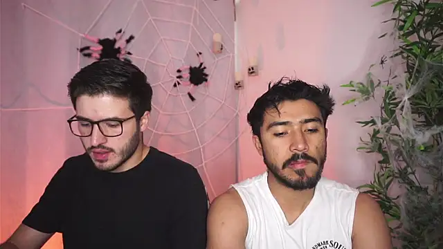 Tony Wylie online show from 10-18-25, 04:52