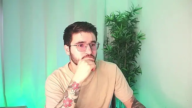 Tony Wylie online show from 04-24-26, 02:52