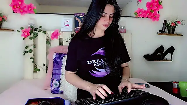 Madisson Ivanova online show from 01-10-25, 08:40