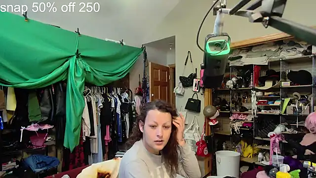 Snapshot of jessy0504 chatting on 05-29-26, 11:19 jessy0504 online show from 05-29-26, 11:19