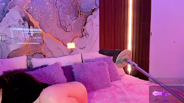 centaurigirl online show from 11-13-25, 03:38