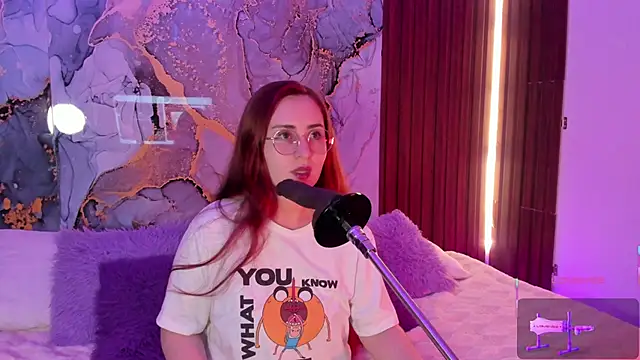 centaurigirl online show from 01-08-26, 04:04