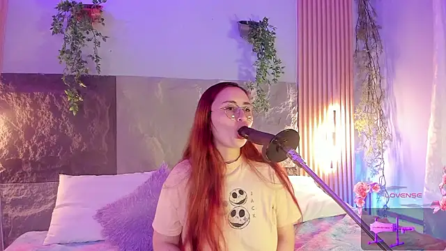 centaurigirl online show from 02-02-26, 04:11