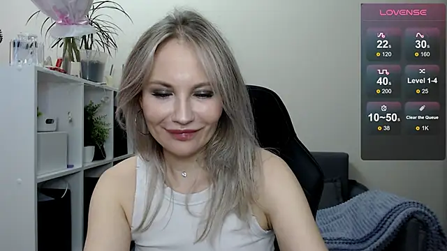 Sunny bunny6 online show from 03-12-25, 09:02