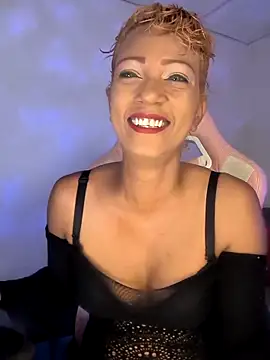 Amaliu  online show from 09-12-25, 03:56