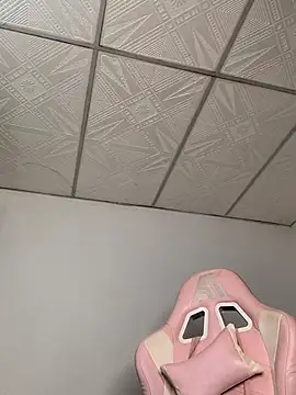 Amaliu  online show from 04-12-26, 02:22