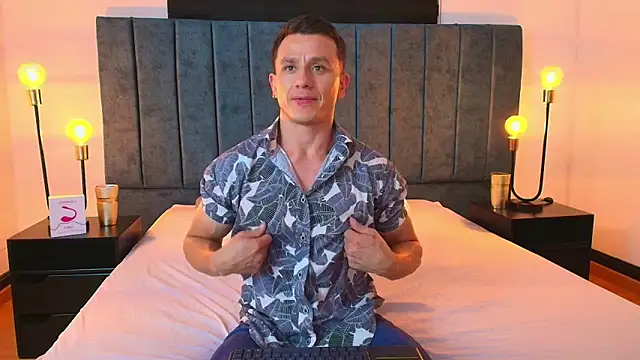 Andrewfalcon online show from 02-13-25, 06:59