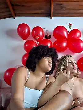 Snapshot of DANIELA_MICHEL chatting on 02-14-25, 04:31 DANIELA MICHEL online show from 02-14-25, 04:31